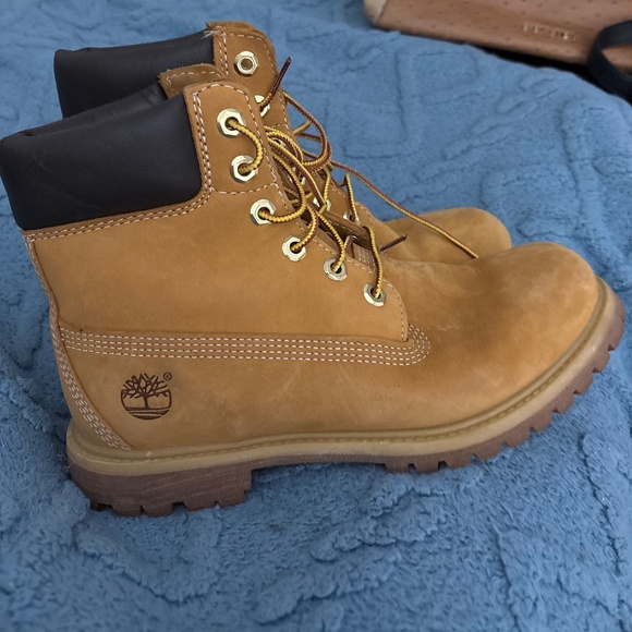 Timberland boot (8.5 Mens/10 Women’s) - Picture 4 of 5